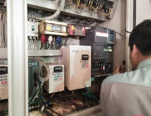 Nên gọi trung tâm bảo hành khi máy biến tần xuất hiện mã lỗi